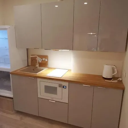 Apartment Veerenni Studio, Modern & Central. Tallinn