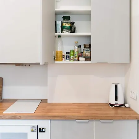 Veerenni Studio, Modern & Central. タリン