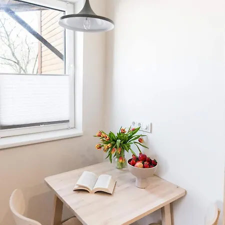 Veerenni Studio, Modern&central.